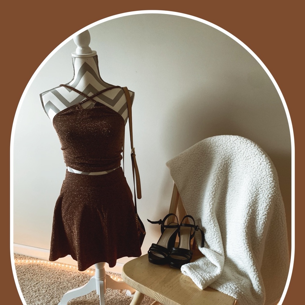 Two piece skirt and crop top